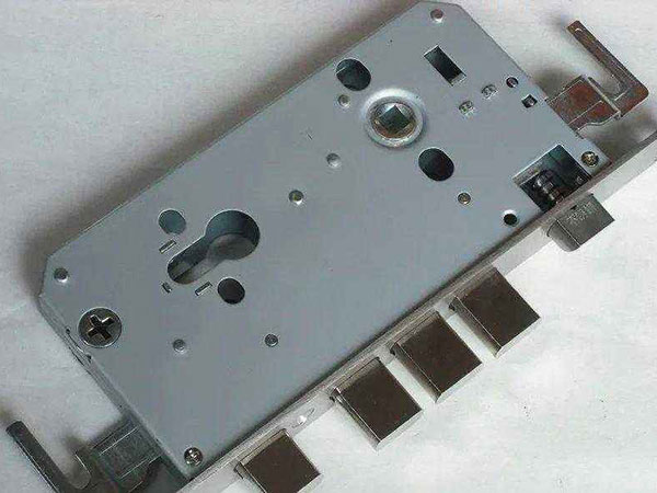 长丰24小时上门开锁公司